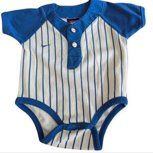Nike infant vintage blue and white striped baseball outfit size 3/6‎ months